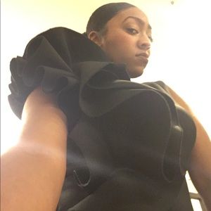 Meet your Posher, Tiara